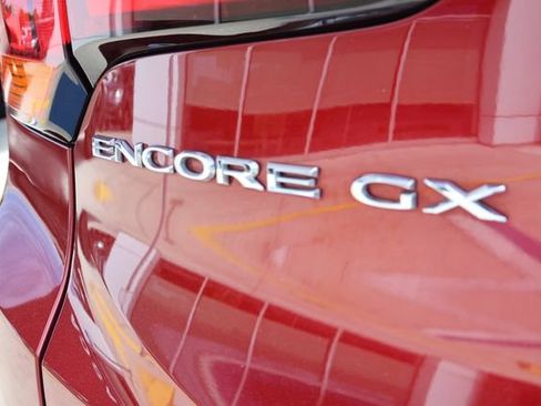 Used 2022 Buick Encore GX Select w/ Sport Touring Package FWD image 7