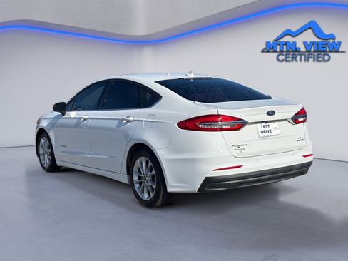 Used 2019 Ford Fusion SE image 11
