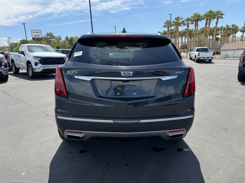 Used 2023 Cadillac XT5 Premium Luxury w/ Technology Package FWD image 4