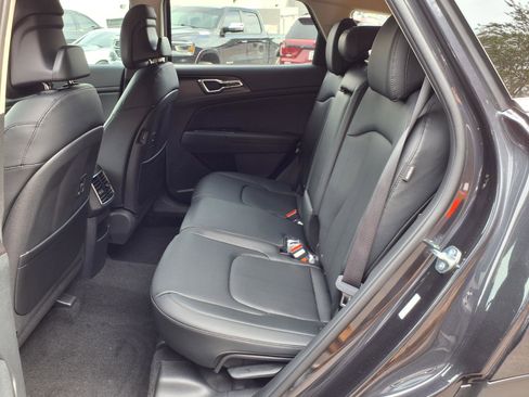 New 2026 Kia Sportage EX w/ EX Panorama Roof Package FWD image 4
