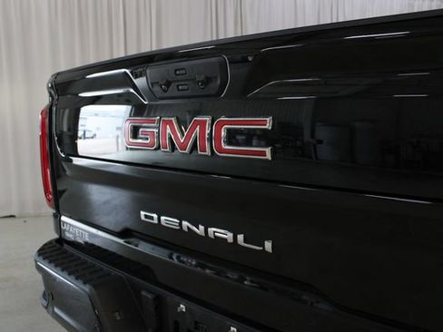 Used 2022 GMC Sierra 2500 Denali w/ Denali Ultimate Package AWD/4WD image 31