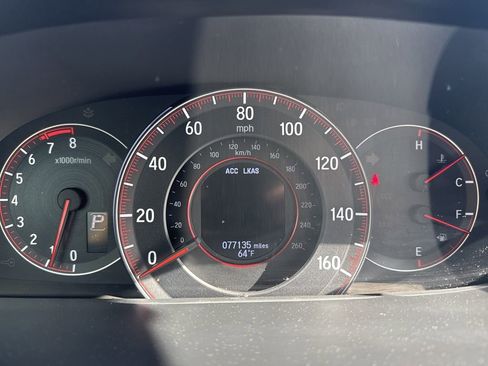 Used 2016 Honda Accord Touring image 18