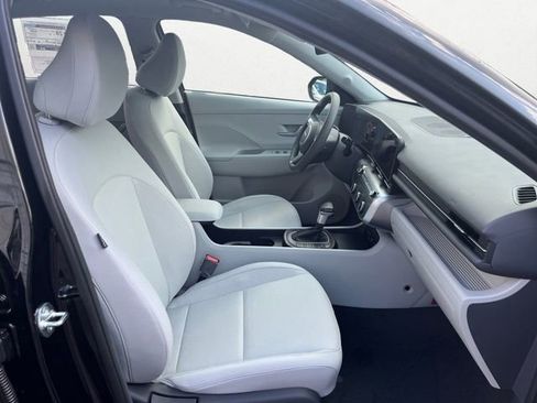 Certified 2026 Hyundai Kona SE AWD/4WD image 17