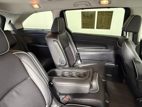Used 2025 Honda Odyssey Touring image 43