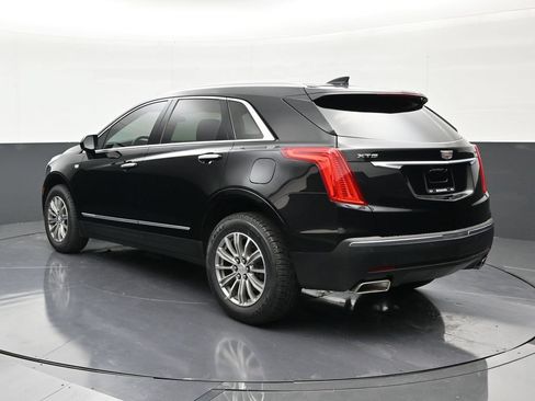 Used 2019 Cadillac XT5 Luxury FWD image 3