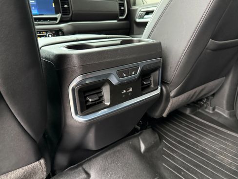 Used 2022 Chevrolet Silverado 1500 LTZ w/ LTZ Premium Package image 18