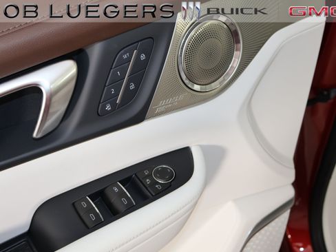 New 2026 Buick Enclave Avenir w/ Super Cruise Package AWD/4WD image 7
