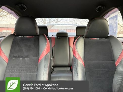 Used 2015 Subaru WRX STI image 32