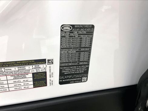 Used 2025 Land Rover Range Rover SE AWD/4WD image 31
