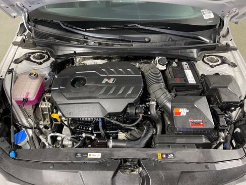Certified 2022 Hyundai Elantra N FWD image 10
