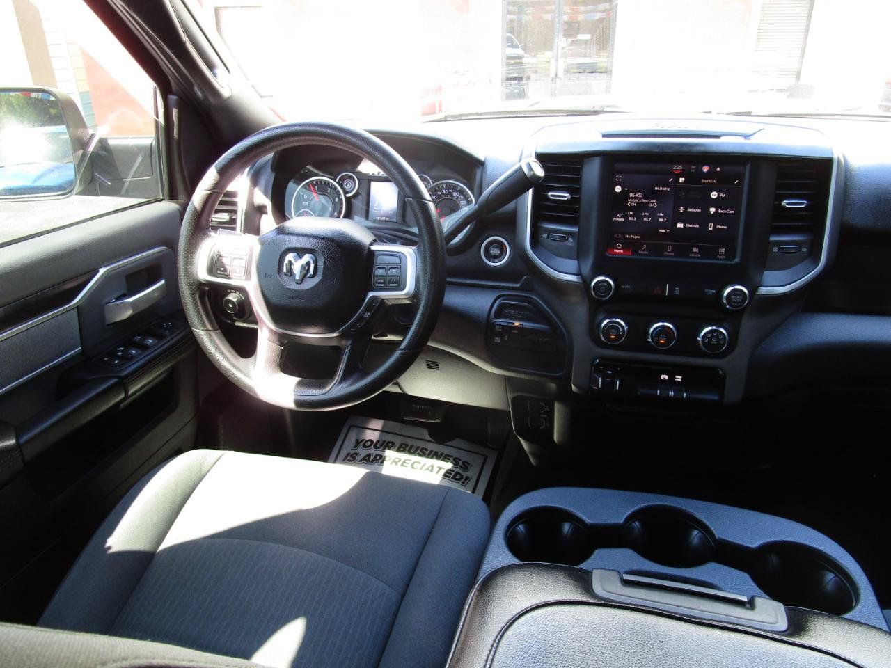 Used 2022 RAM 2500 Big Horn AWD/4WD image 8