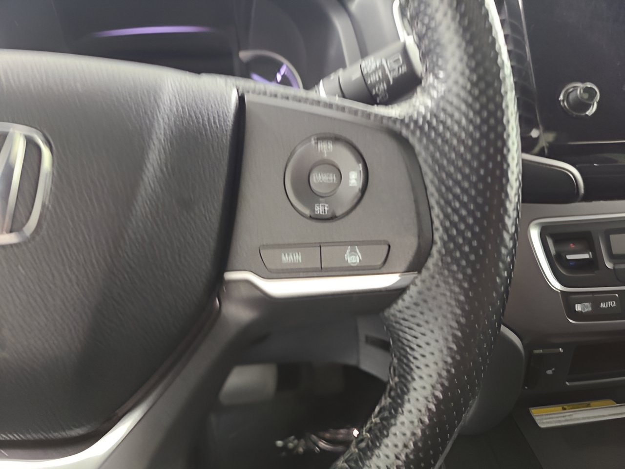 Used 2023 Honda Passport EX-L image 28