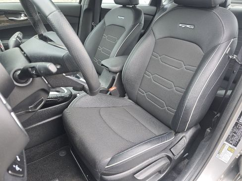 Used 2023 Kia Forte GT-Line image 22