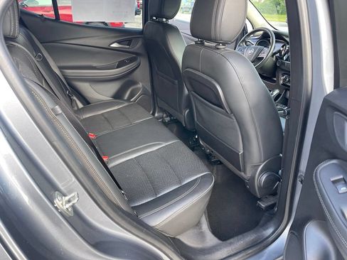 Used 2020 Buick Encore GX Essence w/ Sport Touring Package AWD/4WD image 17