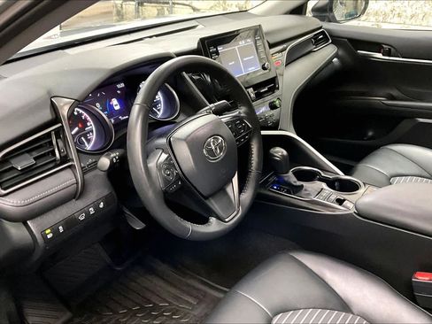 Certified 2024 Toyota Camry SE w/ Cold Weather Package image 17