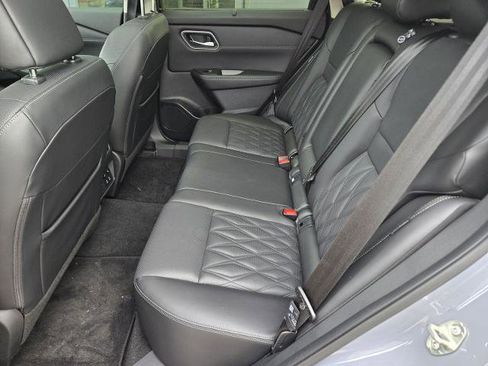 Certified 2024 Nissan Rogue Platinum w/ Platinum Premium Package image 19