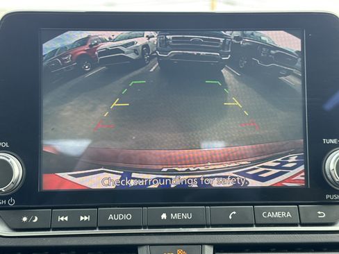 Used 2024 Nissan Altima 2.5 SV image 21