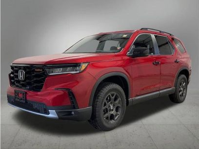 New 2025 Honda Pilot TrailSport
