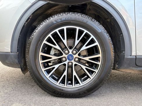 Used 2022 Ford Escape SEL w/ Technology Package image 36