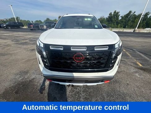 Used 2026 Nissan Pathfinder Rock Creek AWD/4WD image 2
