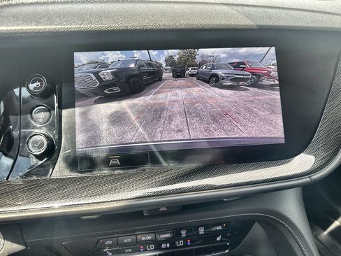 Used 2021 Buick Envision Essence w/ Sport Touring Package FWD image 29