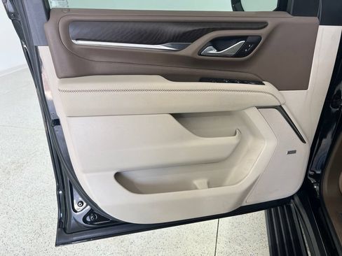 Used 2023 GMC Yukon Denali RWD image 21