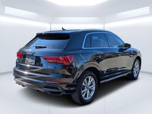 Used 2021 Audi Q3 2.0T Premium w/ Convenience Package image 6
