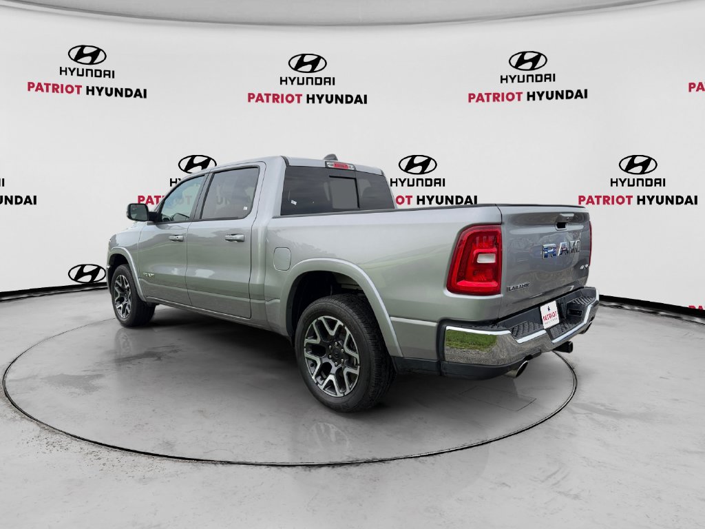 Used 2026 RAM 1500 Laramie AWD/4WD image 5