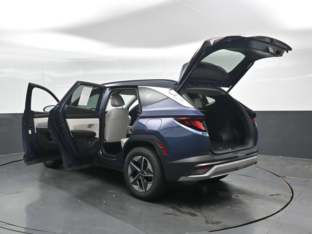 Certified 2025 Hyundai Tucson SEL AWD/4WD image 49