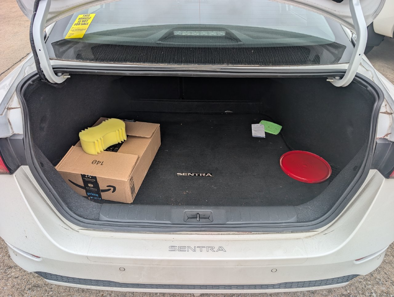 Used 2024 Nissan Sentra SV FWD image 29