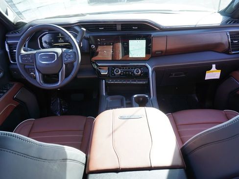 New 2026 GMC Sierra 2500 Denali Ultimate w/ Max Trailering Package image 12