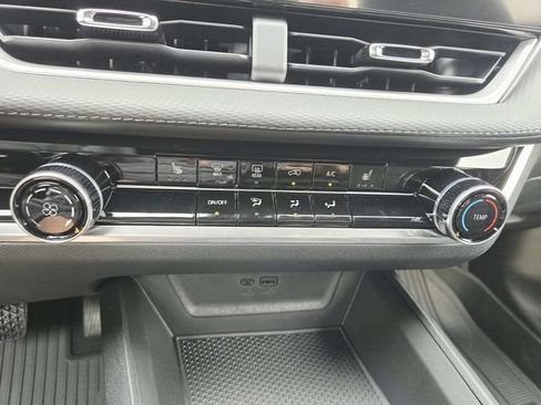 New 2027 Chevrolet Equinox LT FWD image 23