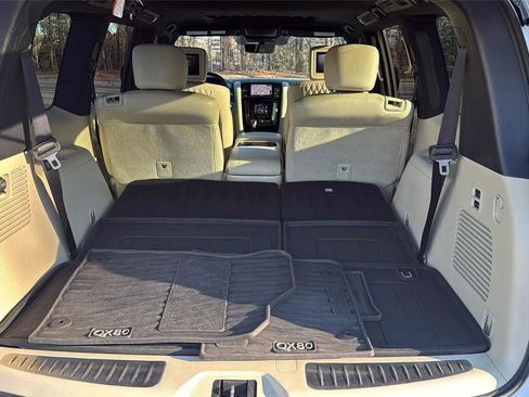 Used 2021 INFINITI QX80 Sensory w/ All-Season Package image 29
