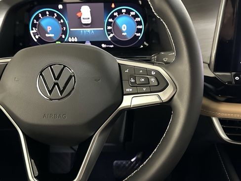 New 2026 Volkswagen Atlas Cross Sport SE AWD/4WD image 31