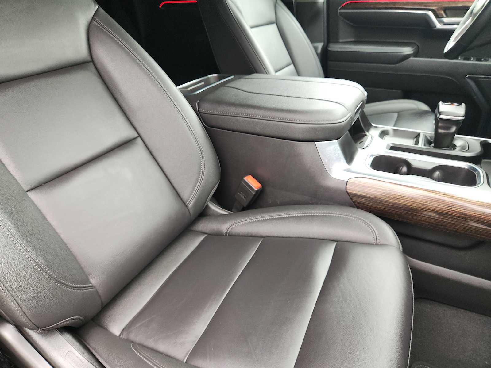 Used 2024 GMC Sierra 1500 Elevation w/ Elevation Premium Package AWD/4WD image 15