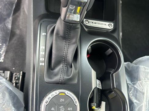 New 2026 Ford Bronco Outer Banks image 12