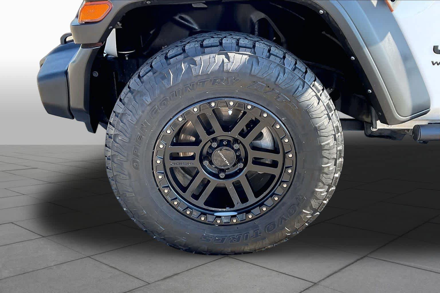 Used 2022 Jeep Wrangler Unlimited Sport AWD/4WD image 10