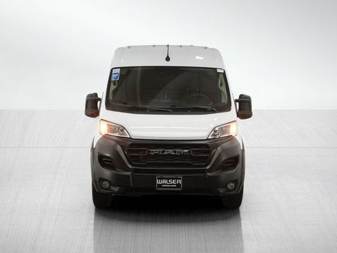 Used 2024 RAM ProMaster 2500 w/ Convenience Group FWD image 8