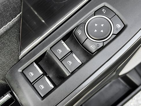 Used 2024 Ford F150 Lariat image 26