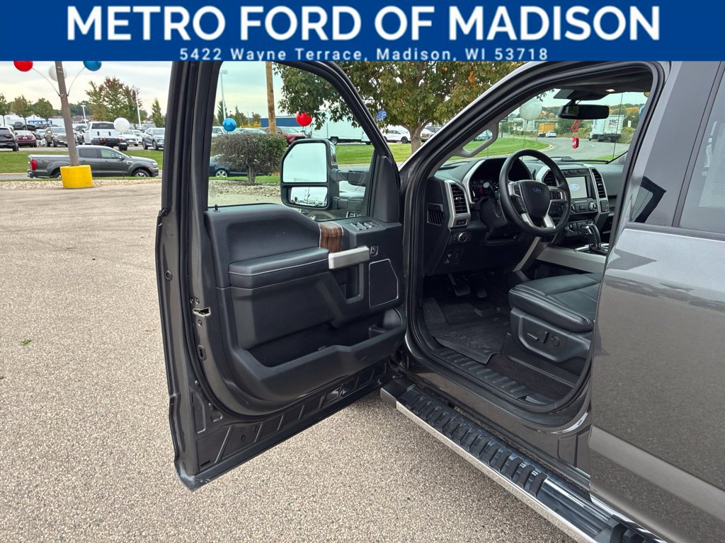 Used 2020 Ford F150 Lariat w/ Equipment Group 502A Luxury AWD/4WD image 18