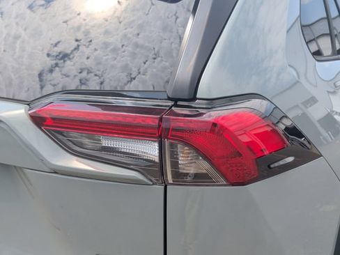 Used 2021 Toyota RAV4 XLE Premium AWD/4WD image 12
