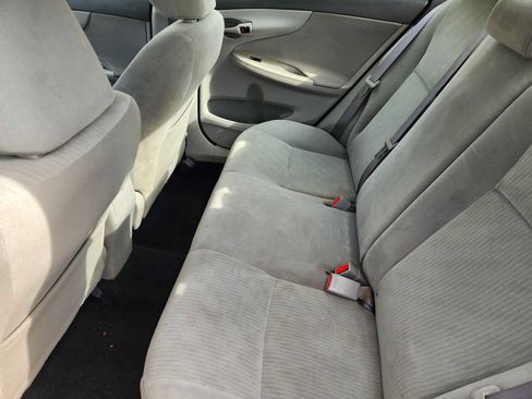 Used 2010 Toyota Corolla LE image 30