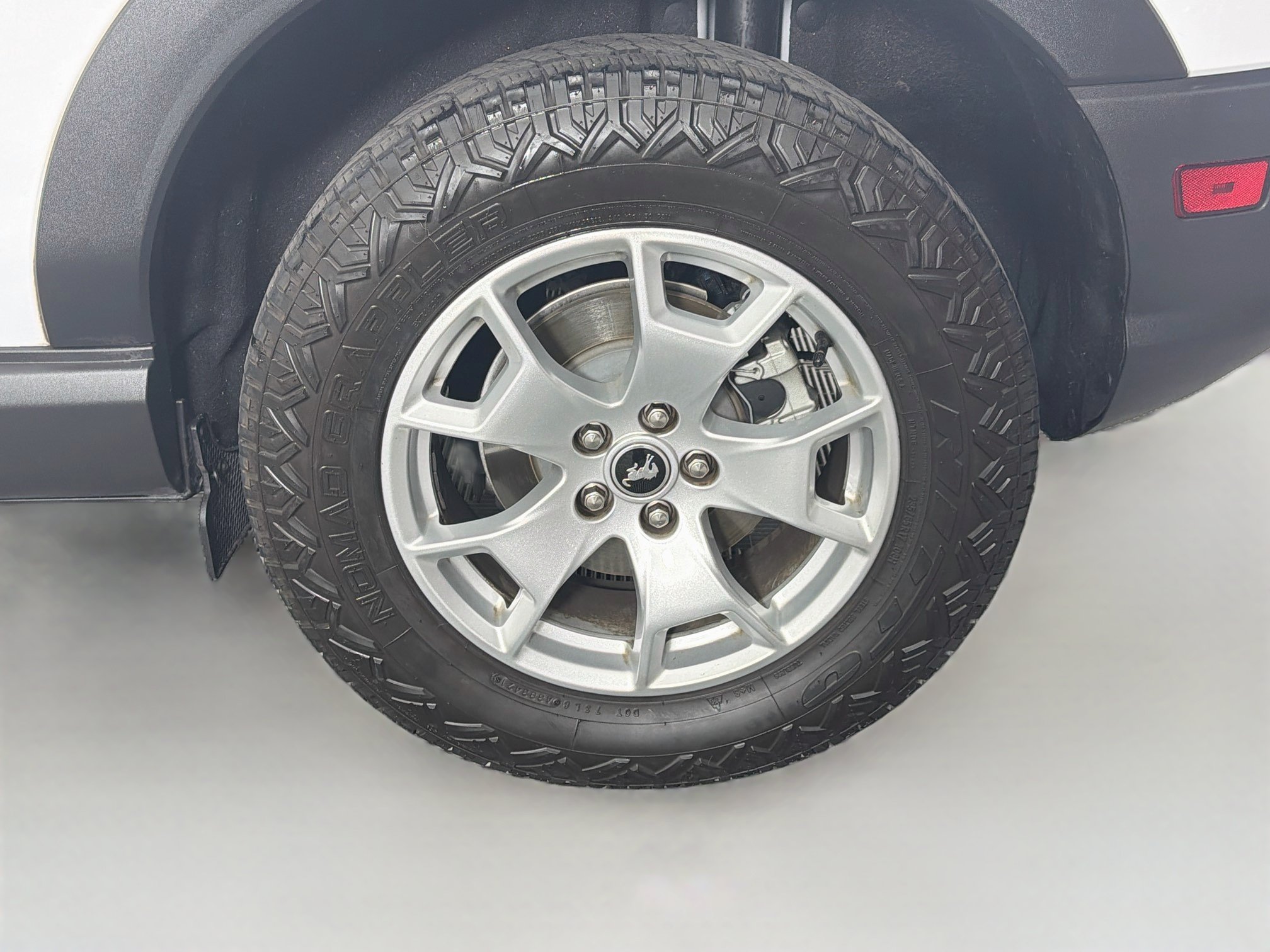 Used 2022 Ford Bronco Sport AWD/4WD image 11