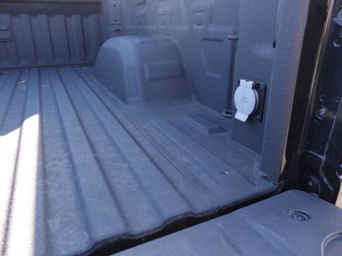 Used 2023 GMC Sierra 1500 Elevation image 25