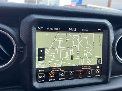 Used 2023 Jeep Wrangler Unlimited Sahara w/ Cold Weather Group AWD/4WD image 26