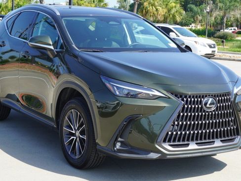 Certified 2024 Lexus NX 250 FWD w/ Towing Package (2000 Lbs) image 3