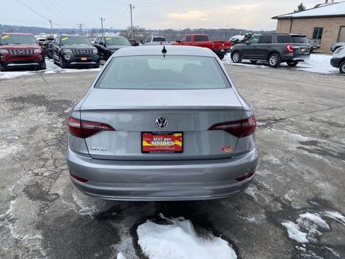 Used 2021 Volkswagen Jetta S image 4