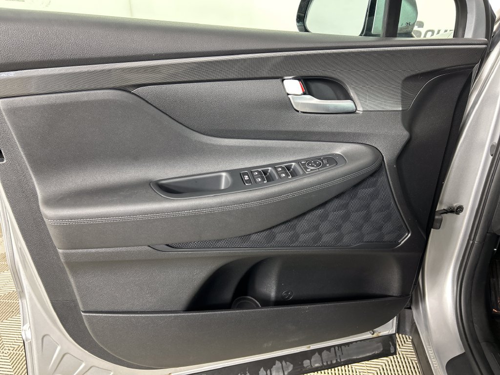 Used 2023 Hyundai Santa Fe SEL AWD/4WD image 11