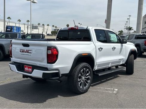 New 2026 GMC Canyon Denali AWD/4WD image 11
