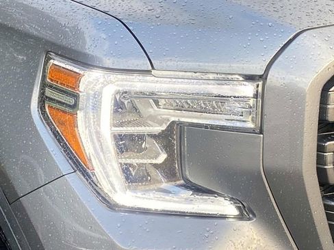 Used 2021 GMC Sierra 1500 AT4 w/ AT4 Premium Package image 4